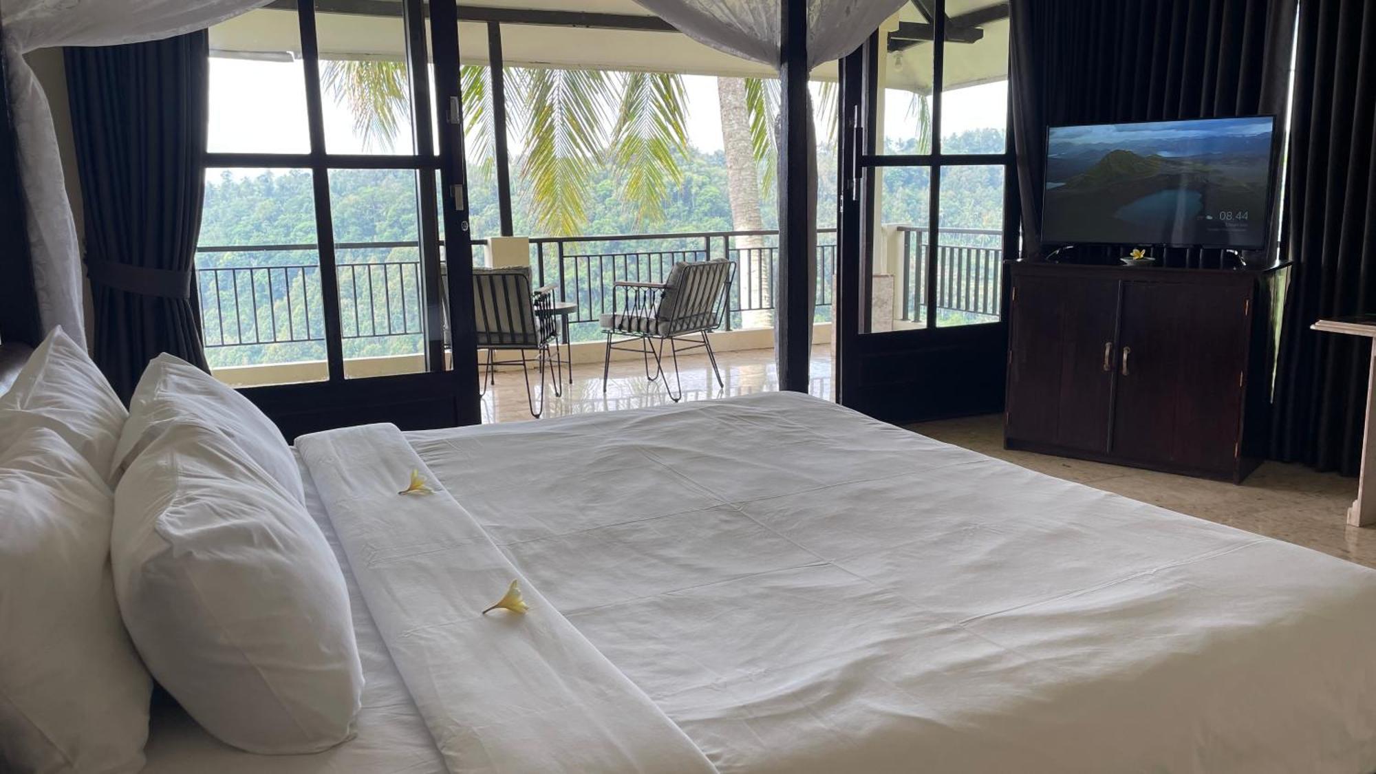Domisili Ijen Cliff By Fays Hospitality Hotell Banyuwangi  Eksteriør bilde